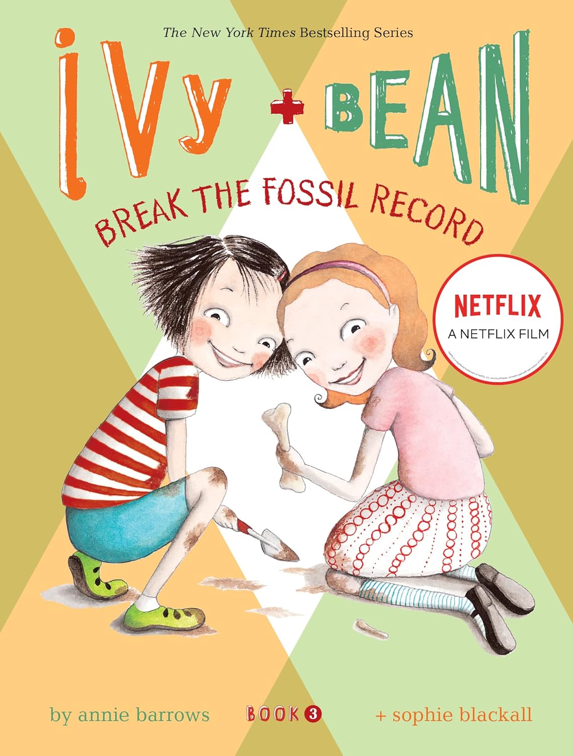 Ivy & Bean Book 3: Break the Fossil Record (Paperback)