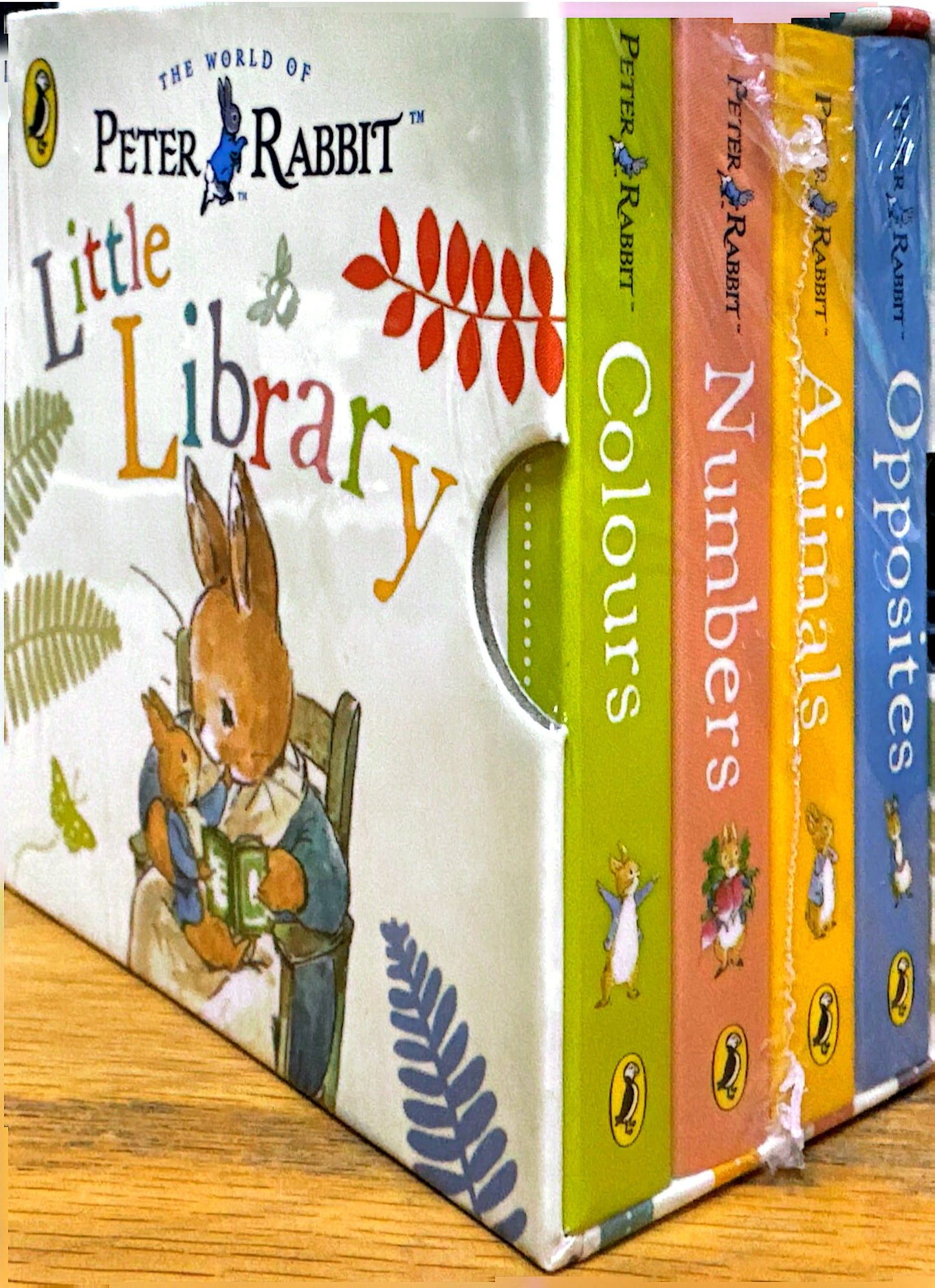 Little Learning Library: Peter Rabbit Tales (Board book)
