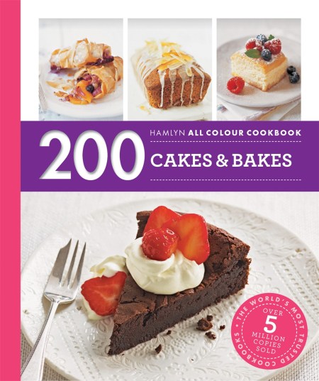 Hamlyn All Colour Cookery: 200 Cakes & Bakes (Paperback)